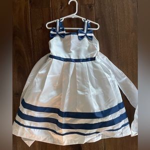 La Princess dress size 5